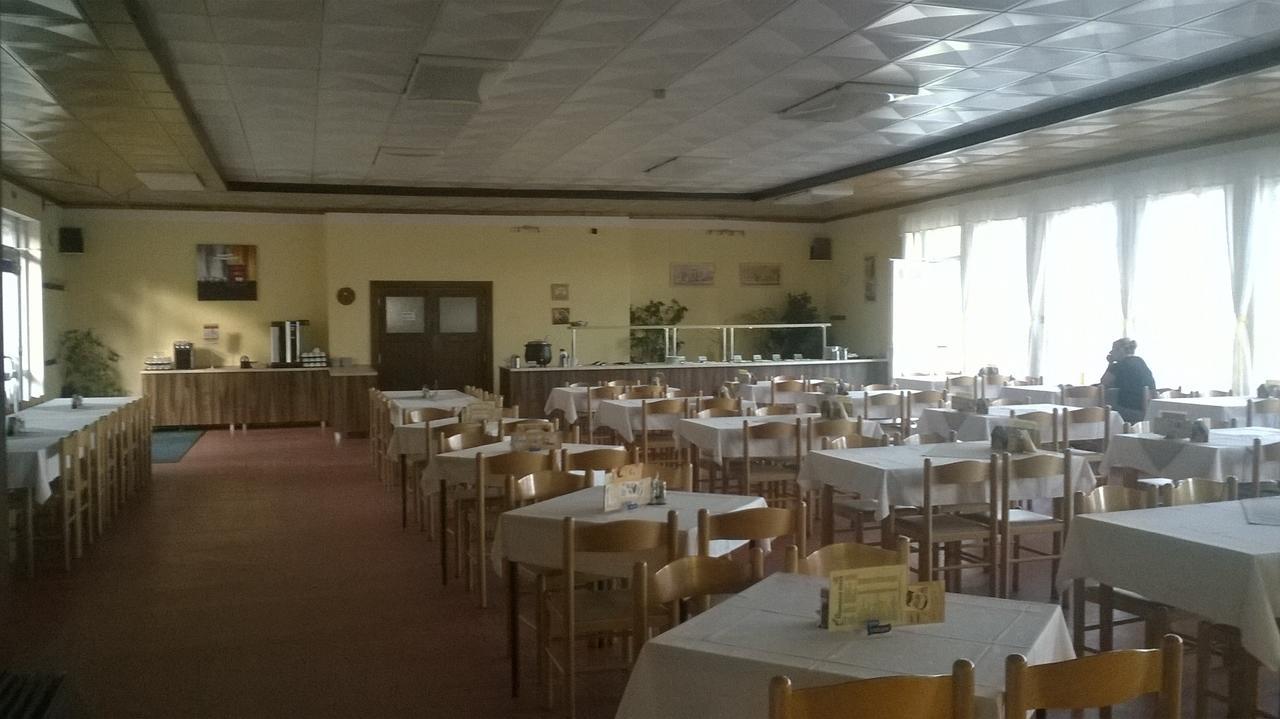 Rekreacni Komplex Losinka Велке Лосіни Екстер'єр фото